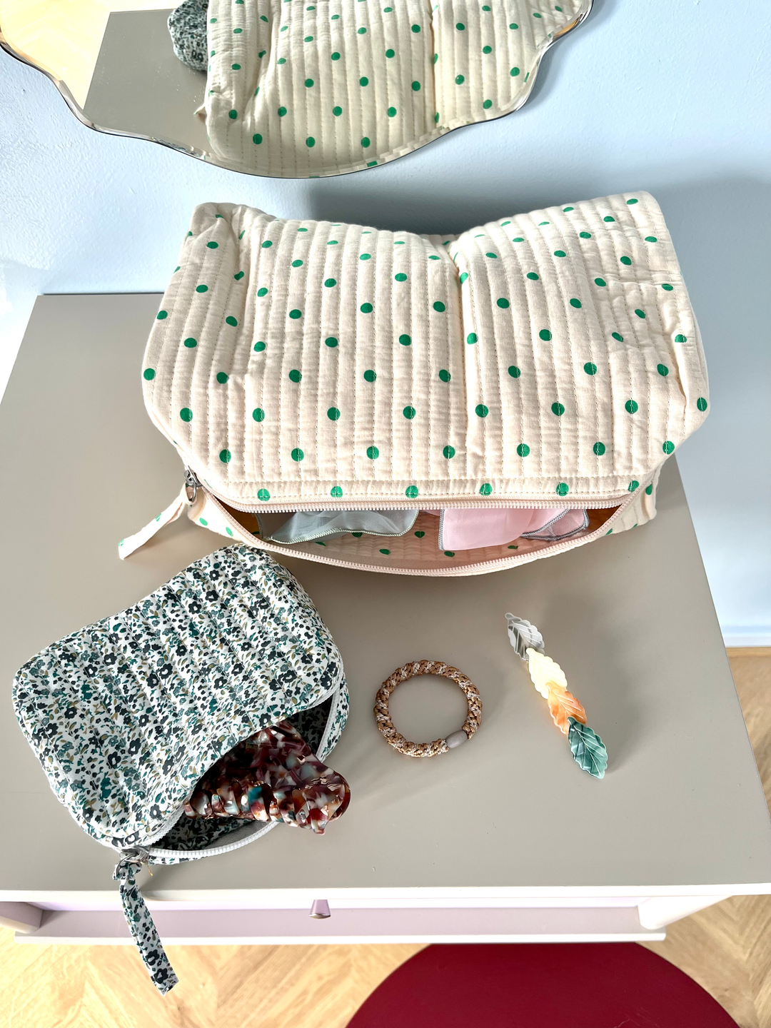 Kosmetik pung, dot print - web vare